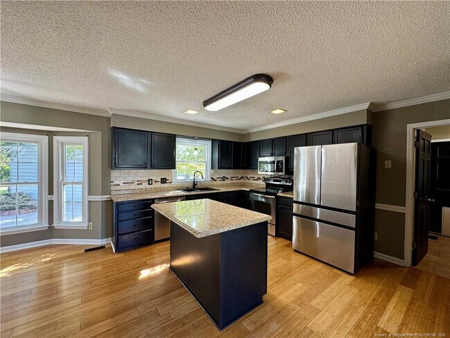 Building Photo - 6257 Lake Trail Dr