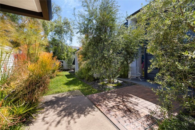Building Photo - 1207 Mariners Dr
