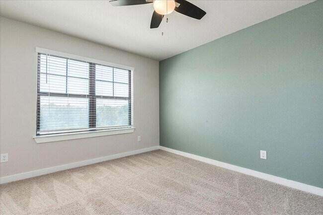Building Photo - 496 Fieldwood Dr