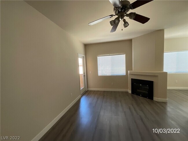Building Photo - 1050 E Cactus Ave