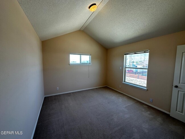 Building Photo - 11001 Duster Dr