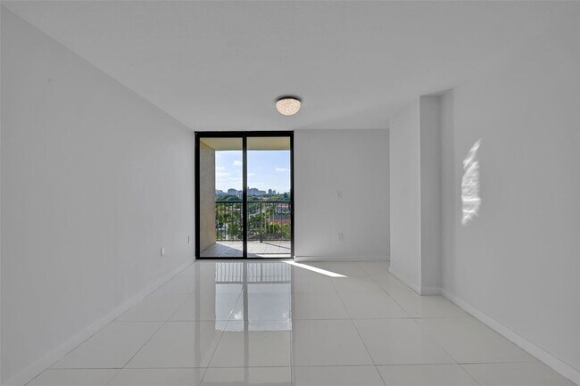 Building Photo - 1690 SW 27th Ave