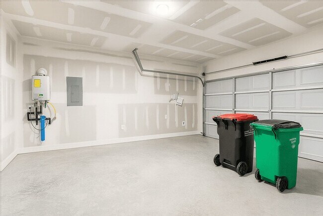 Building Photo - 26231 Arrowleaf Dr