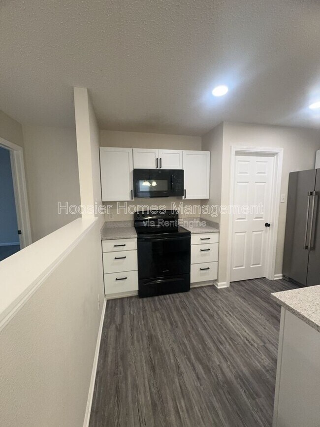 Building Photo - 12653 Loyalty Dr