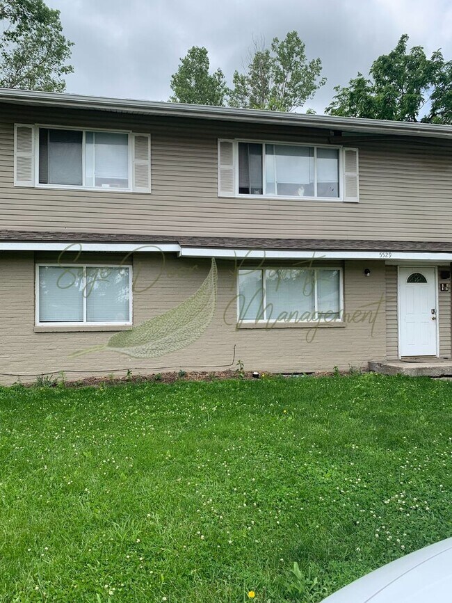 Building Photo - 5529-5531 Freeman Ct