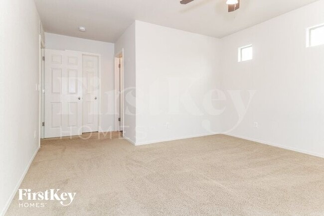Building Photo - 17558 W Calavar Rd