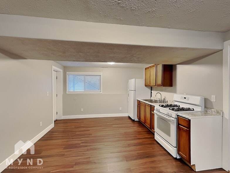 Building Photo - 4990 Muirkirk Rd