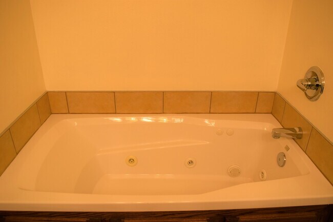 Building Photo - 3-Bedroom Home with Room to Roam – Fenced In Backyard