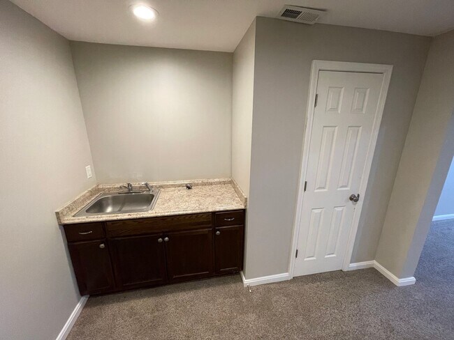 Building Photo - 10704 Copper Ridge Dr