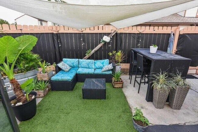 Building Photo - 108 Sherwood Cir