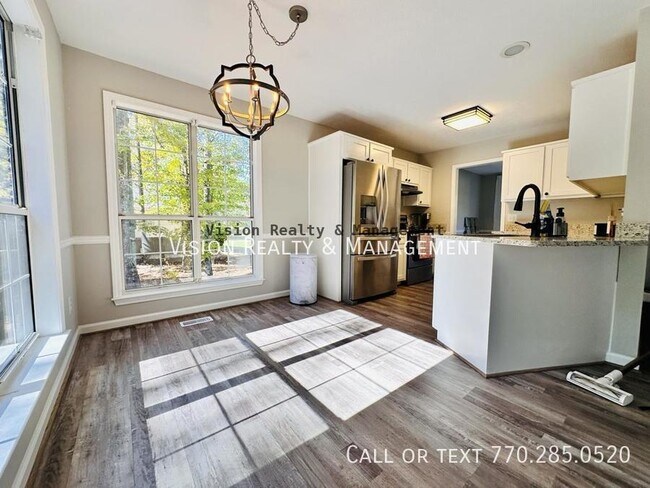 Building Photo - 51 Highland Way
