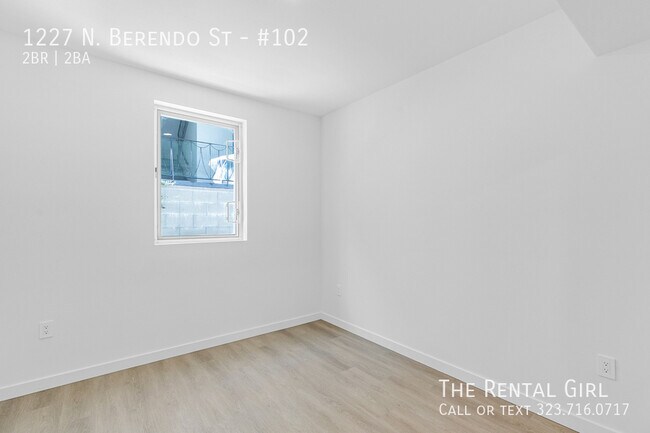 Building Photo - 1227 N Berendo St