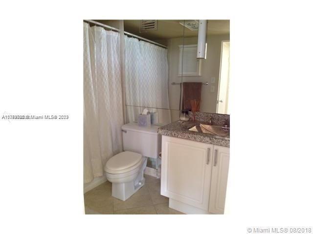 Building Photo - 9195 Collins Ave