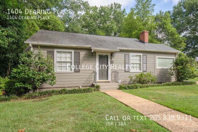 Building Photo - 1404 Dearing Pl