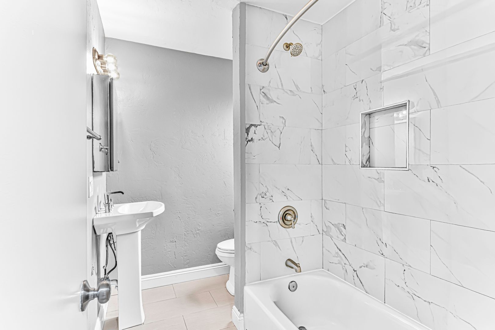 Building Photo - 433 Nebraska Ave