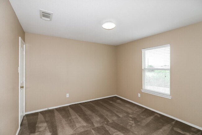 Building Photo - 3606 Waterport Ln