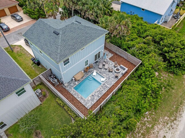 Building Photo - 6824 A1A S