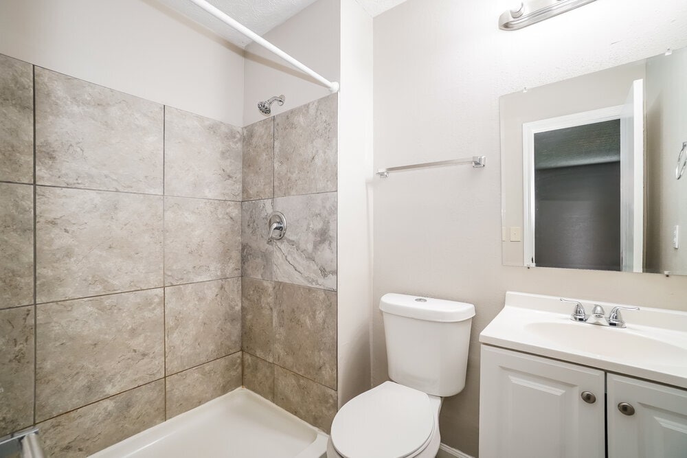 Building Photo - 3428 Oak Bend Blvd