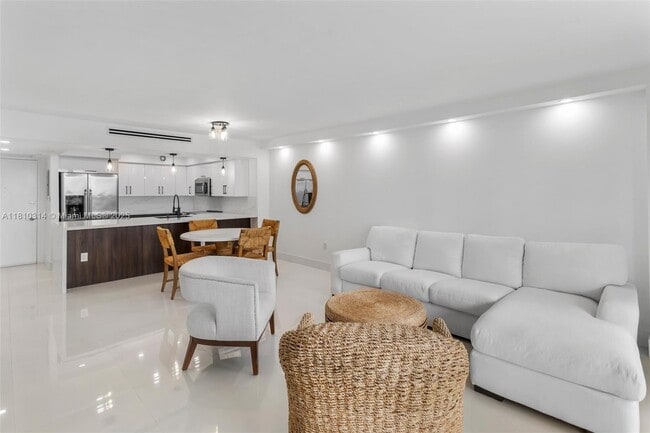 Building Photo - 5701 Collins Ave