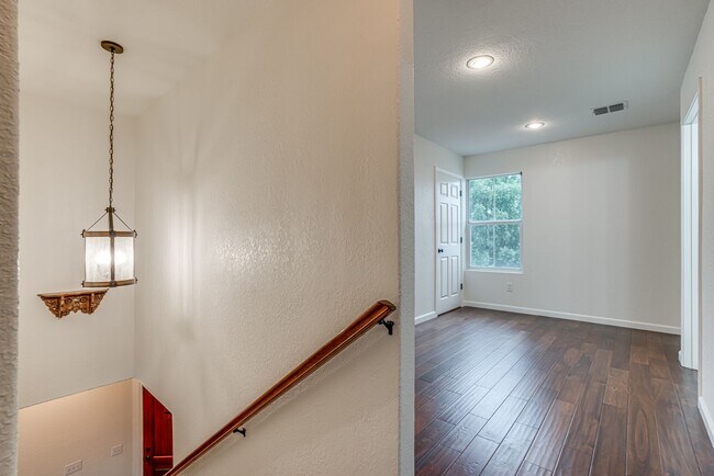 Building Photo - 6308 Parsley Hill