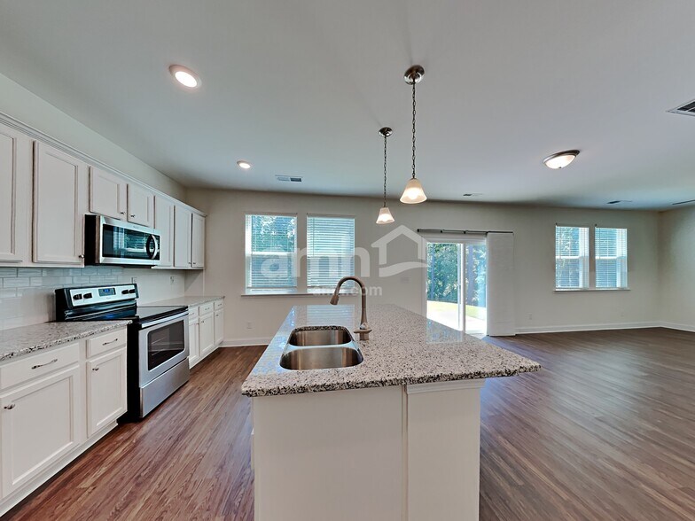 Building Photo - 144 Havenbrook Dr