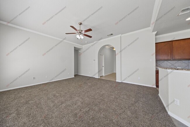 Building Photo - 521 Wedgwood Dr