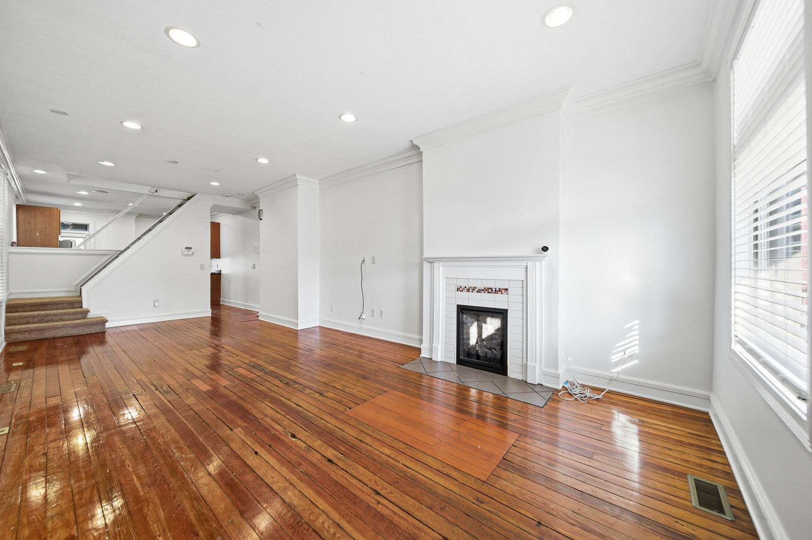 Building Photo - 1153 Jaeger St