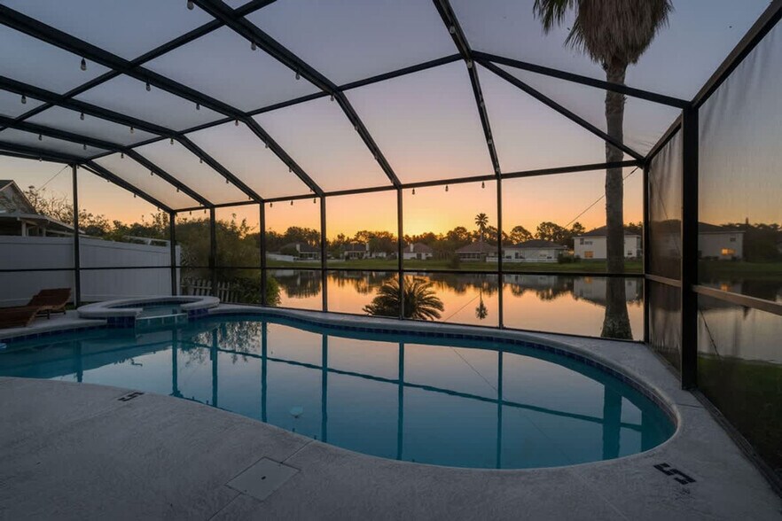 Building Photo - 1651 Hawkins Cove Dr W