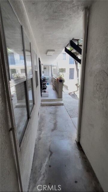 Building Photo - 1036 Normandie Ave