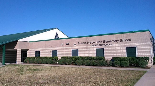 Building Photo - 14218 Swallowfield Dr