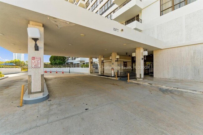 Building Photo - 600 Three Islands Boulevard