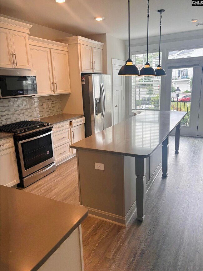 Building Photo - 57 Millside Cir