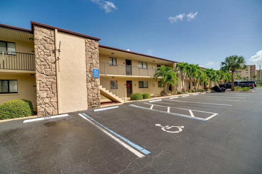 Building Photo - 3180 N Atlantic Ave