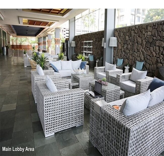 Building Photo - Remodeled High floor furnished Studio/1 Bath at Island Colony - Available 11/30/25