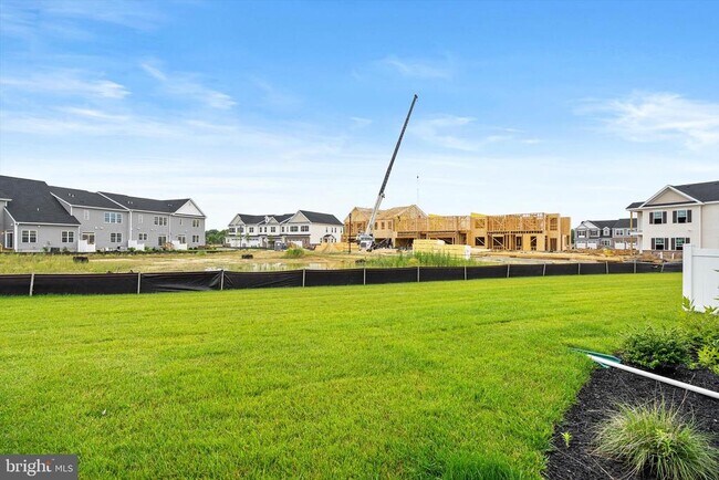 Building Photo - 4403 Thompson Dr