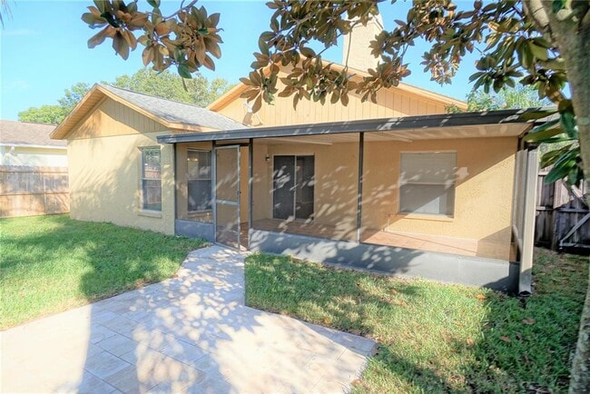 Building Photo - 11110 Windpoint Dr