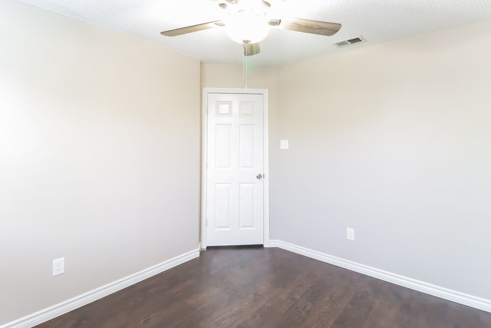 Building Photo - 4612 Greenwich Dr