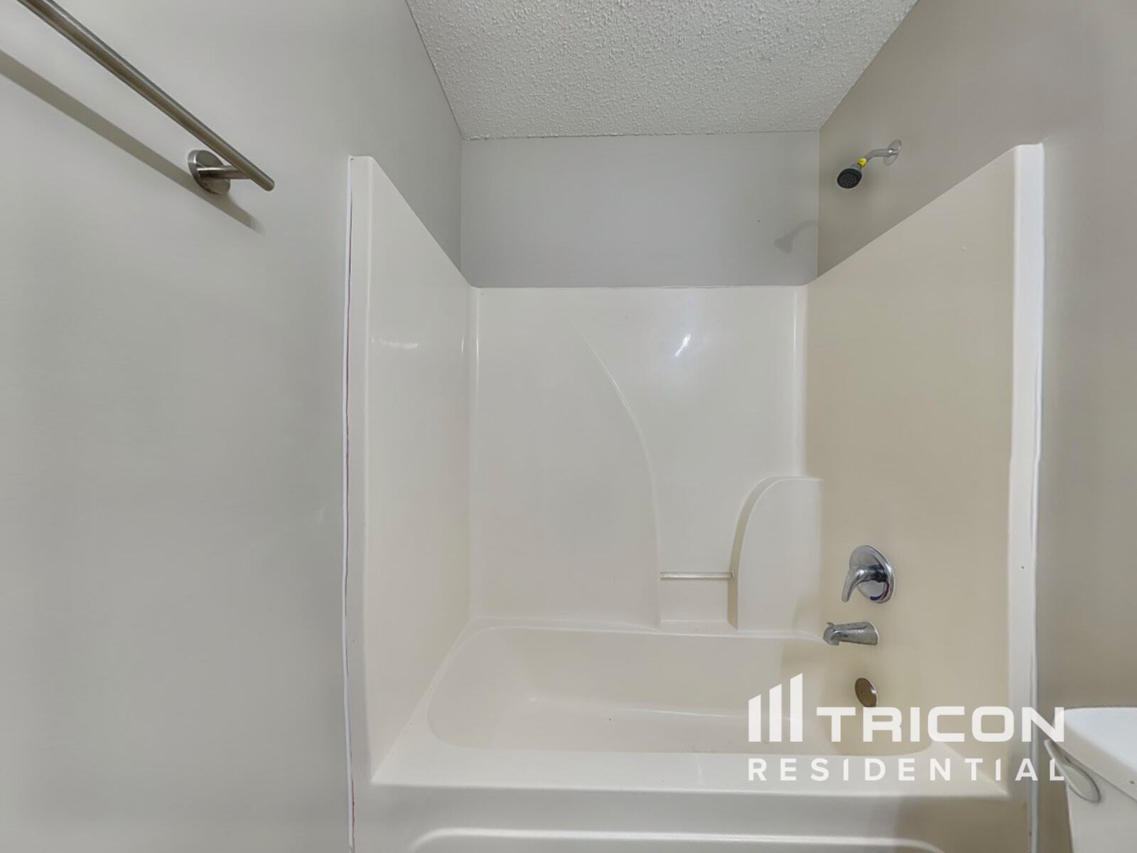 Building Photo - 294 3rd Ave