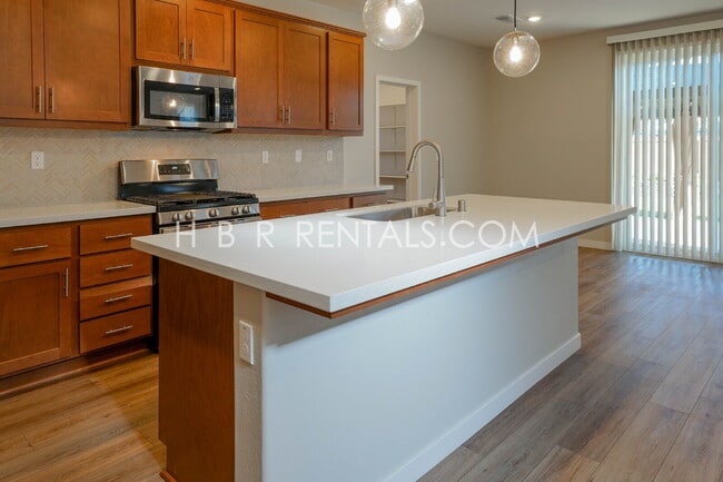 Building Photo - 1038 Osprey Dr