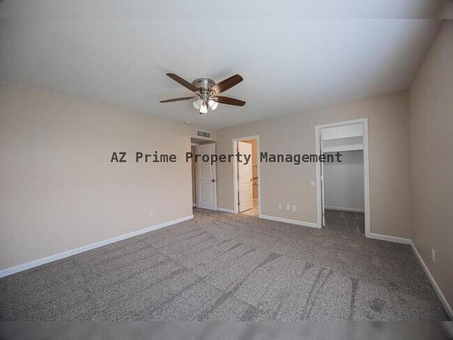 Building Photo - 1610 E Windjammer Way