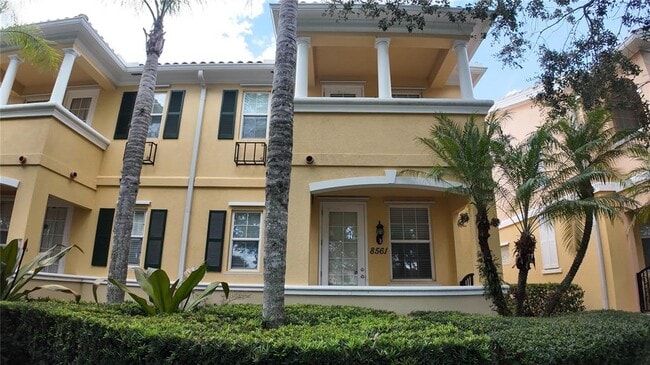 Building Photo - 8561 Insular Ln