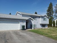 Building Photo - Remodeled 3 bedroom, 2 bathroom, 2 car garage + shop
