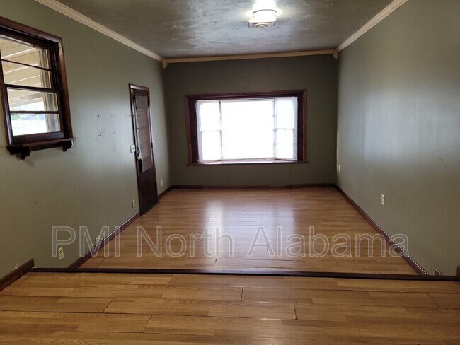 Building Photo - 3503 Crestmore Cir NW