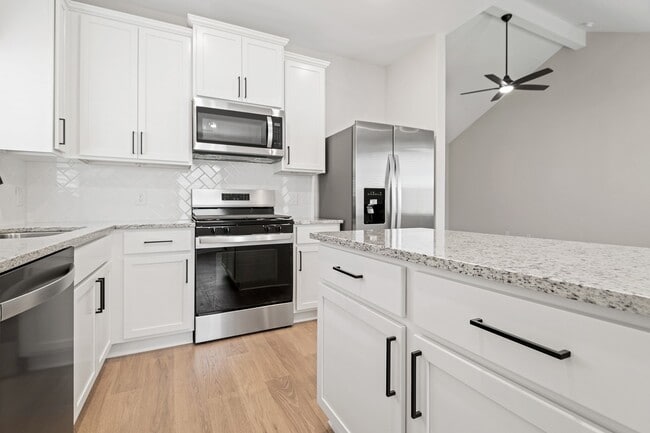 Building Photo - 21535 Bluebonnet Bay Dr