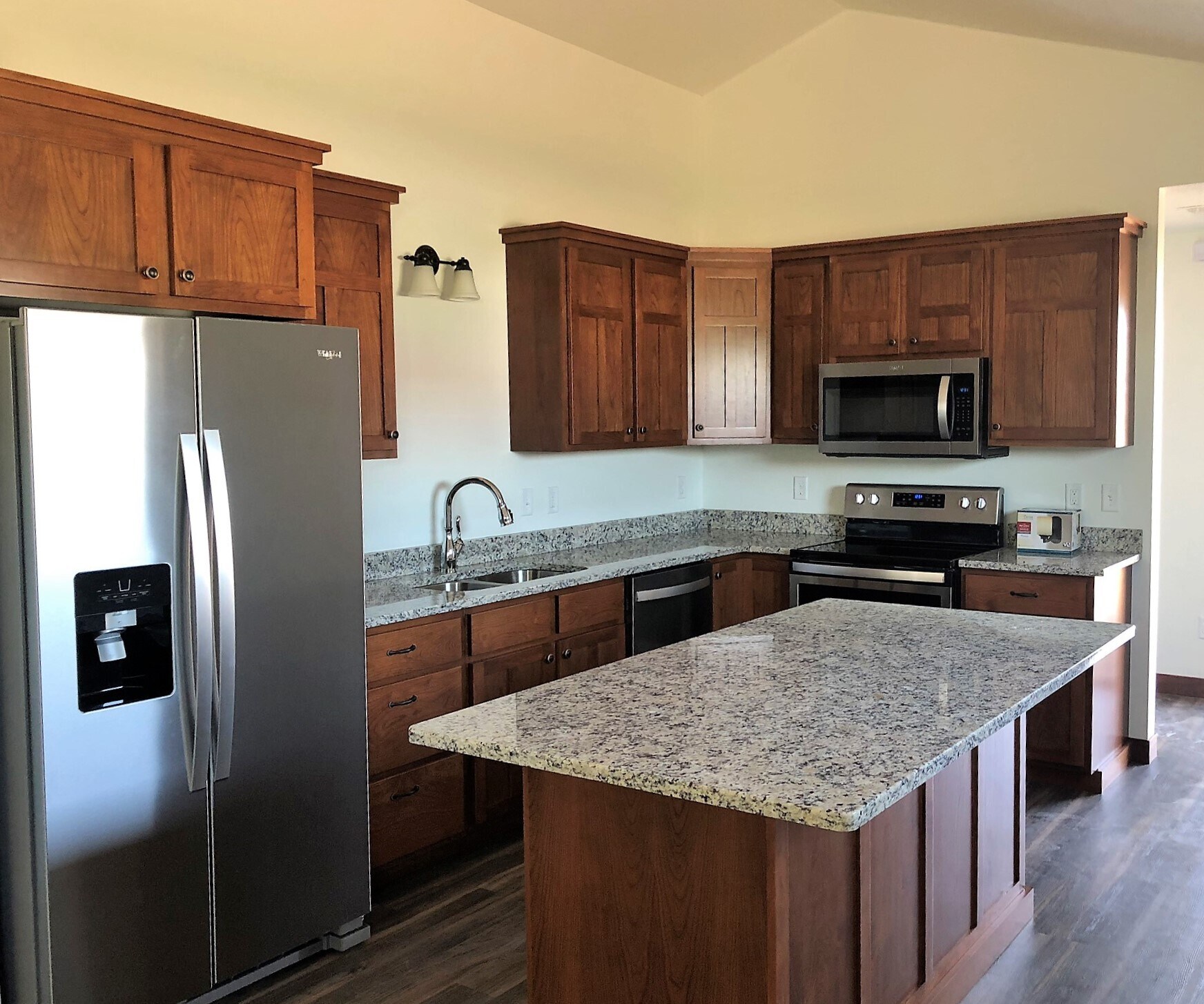 Building Photo - 1739 Aspen Ct