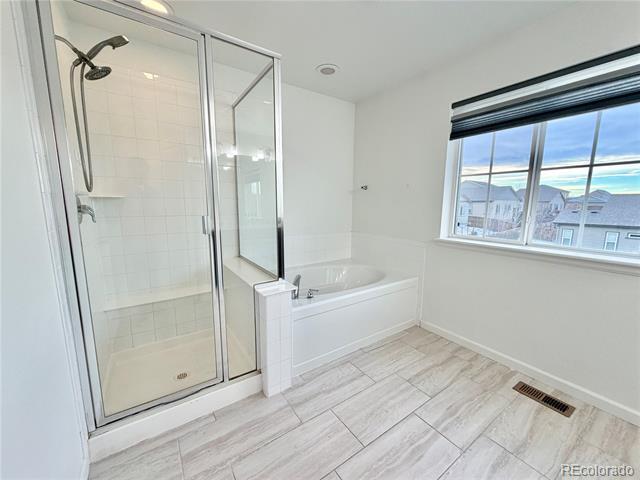 Building Photo - 11056 Hayloft St