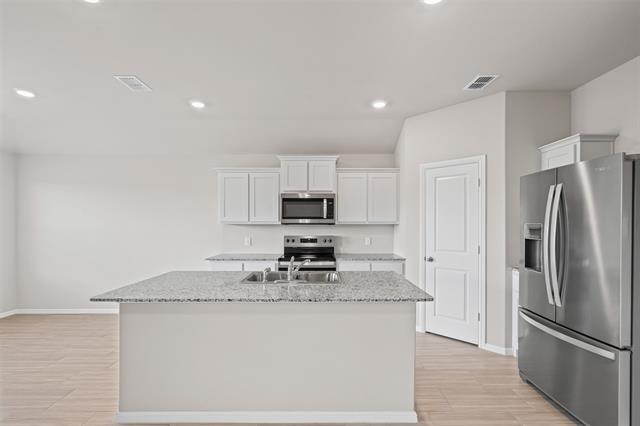 Building Photo - 373 Wildrose Cir
