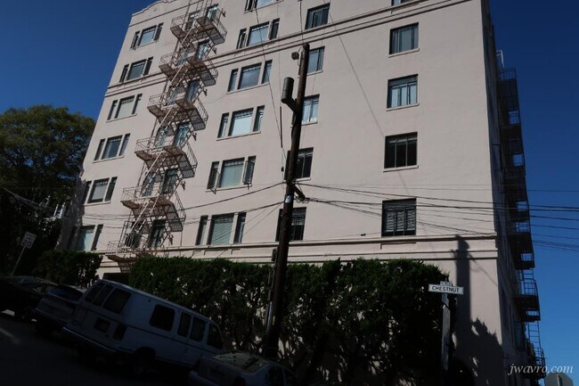 Primary Photo - 900 Chestnut St