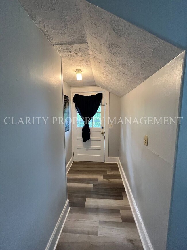 Building Photo - ***Coming soon!!***