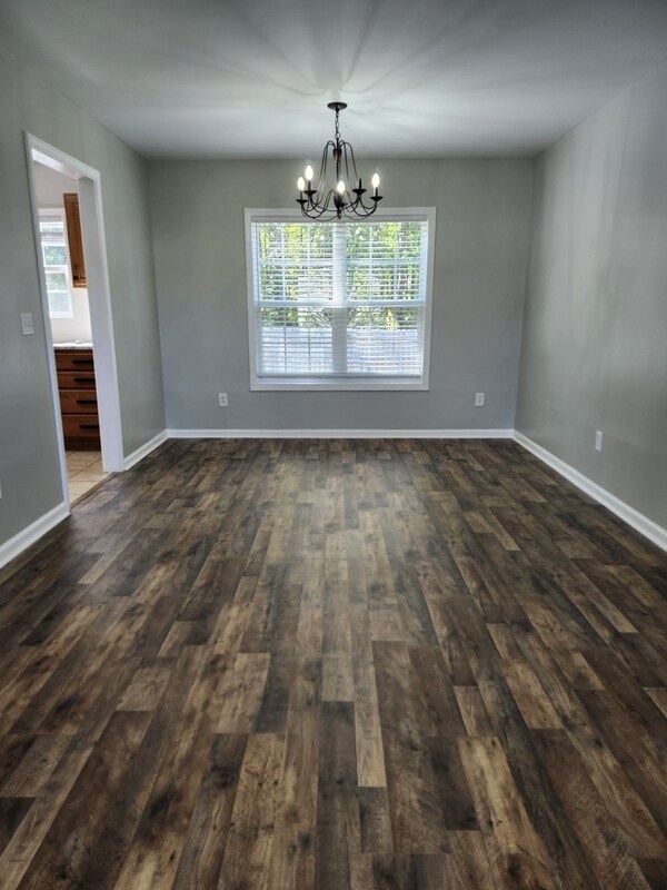 Building Photo - 43 Derby Ln